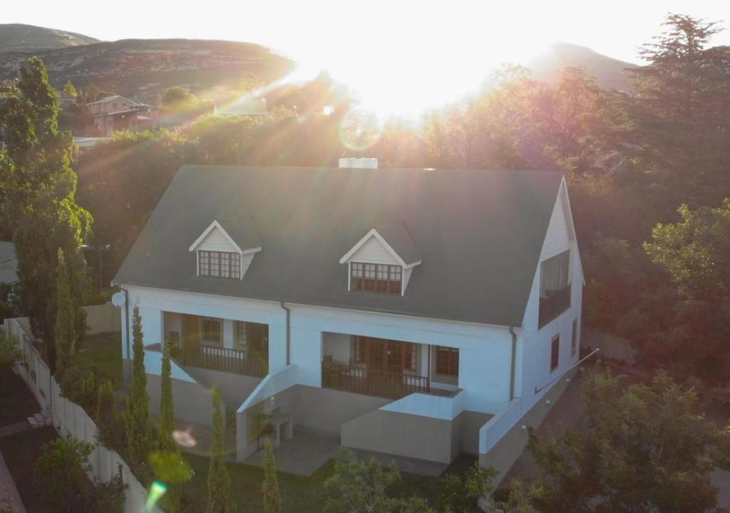 The Clarens Place